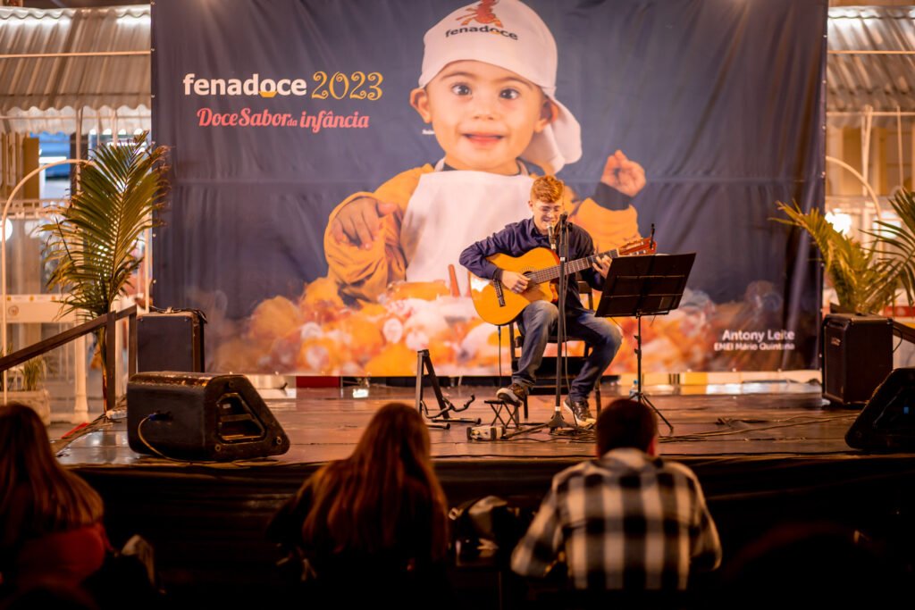 Sábado (10) de Fenadoce contou com a 10ª edição do Festival de