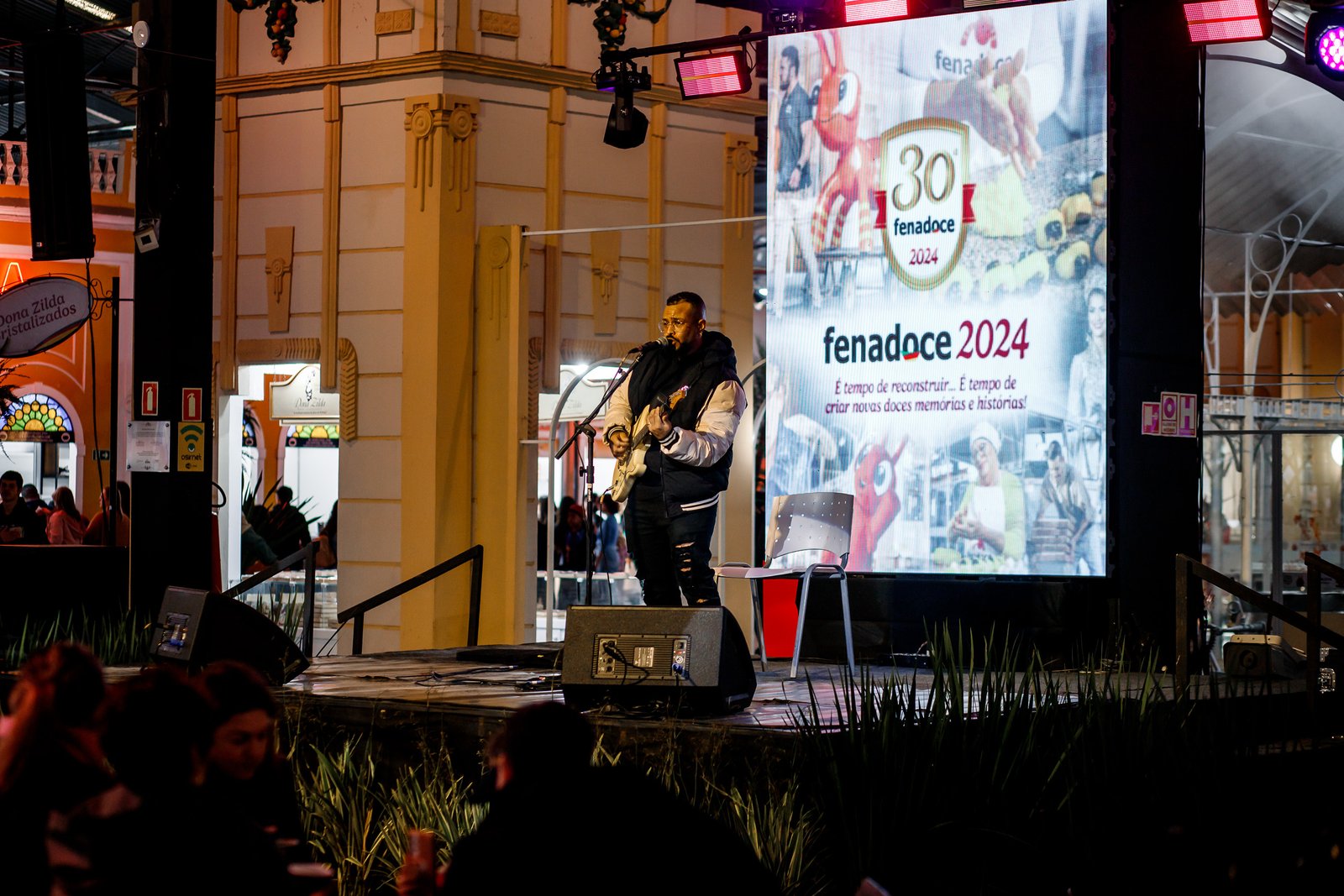 Talentos regionais encantam o público no primeiro dia de shows do palco Cidade do Doce