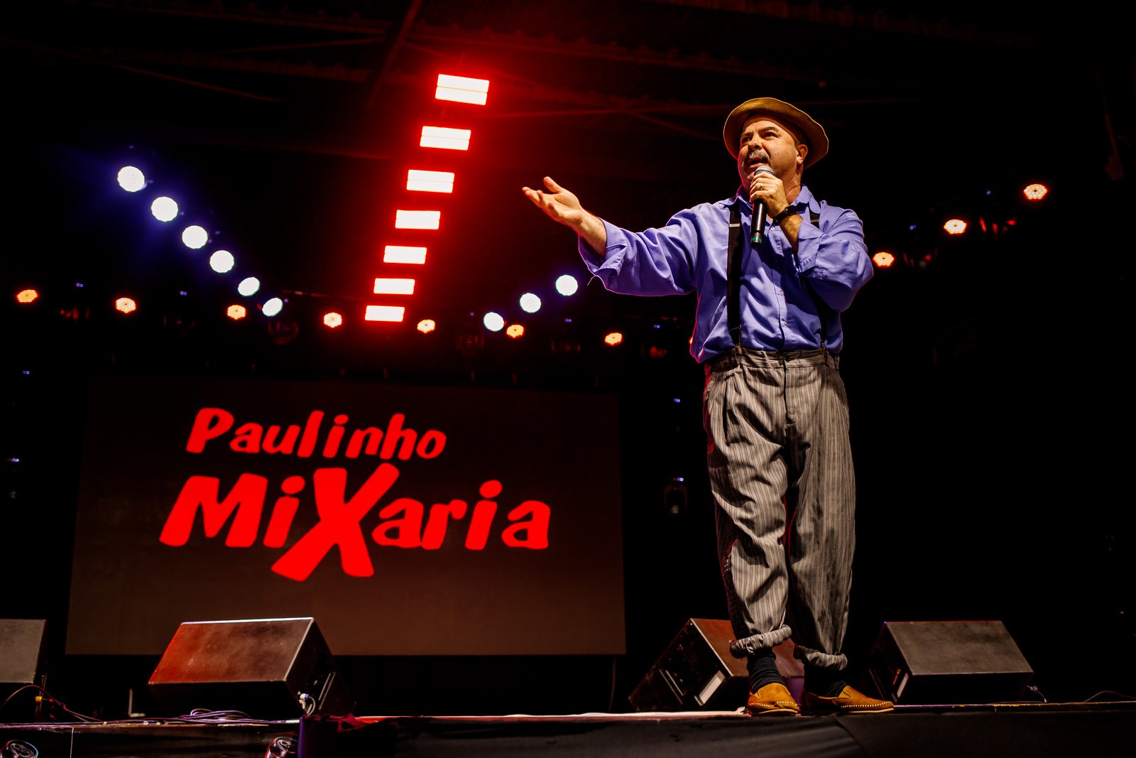 Destaque do dia, Paulinho Mixaria conquista público com bom humor na 31ª Fenadoce