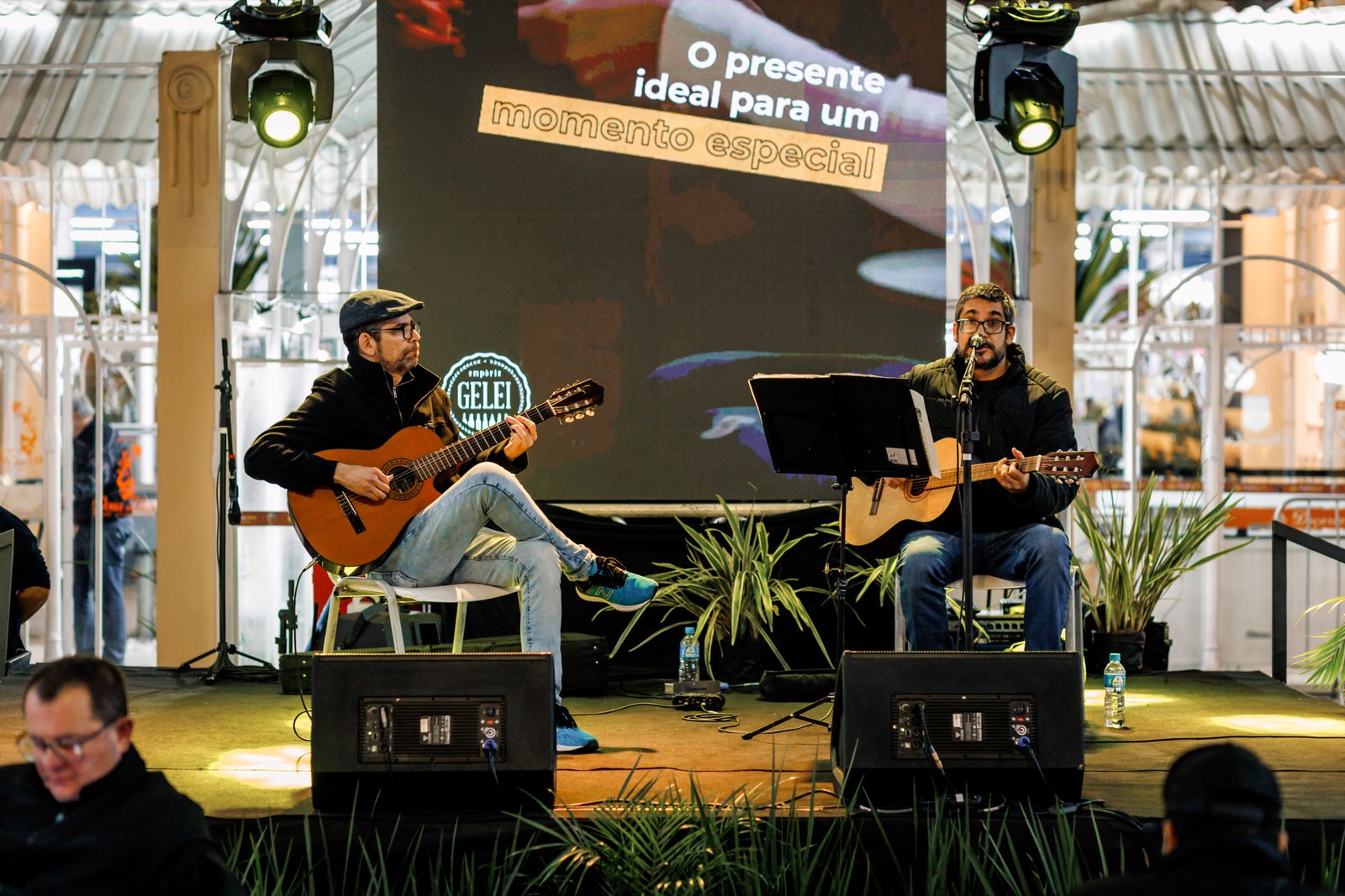 MPB, Rock Clássico e Pagode no palco da Cidade do Doce nesta terça-feira (22)