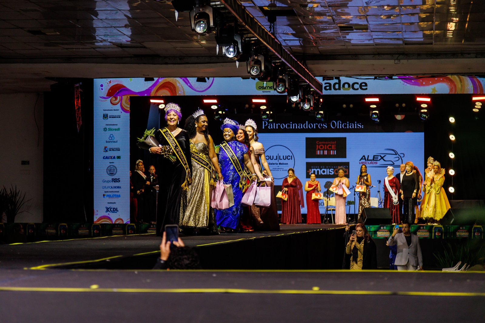 Concurso Senhora Pelotas exaltou o protagonismo feminino no Centro de Eventos Fenadoce