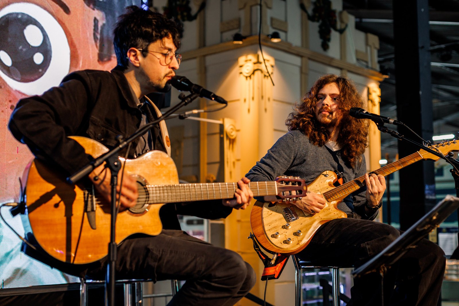 Primeiro dia da Fenadoce Cultural leva música e encanto para os palcos da feira
