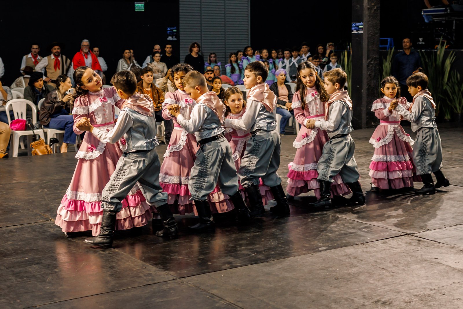 Música, Dança e Tradição movimentam a Fenadoce Cultural